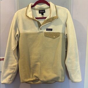 Patagonia Cream and Tan Snap-T Fleece